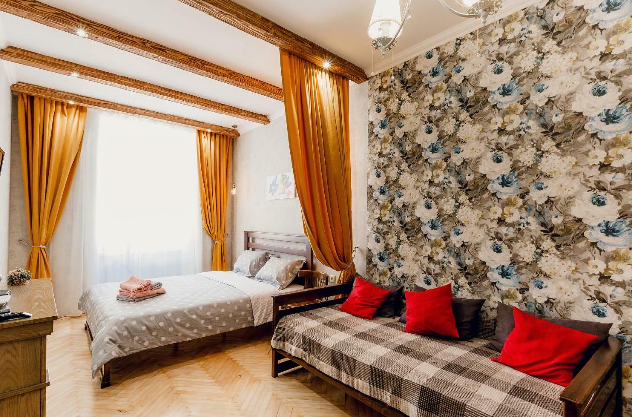 Honey Pie Apartment Lviv Kültér fotó