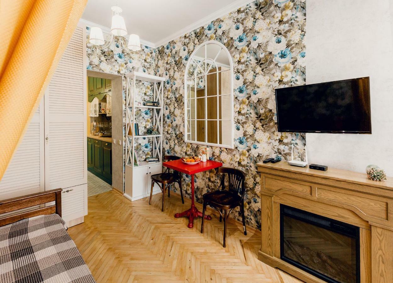 Honey Pie Apartment Lviv Kültér fotó